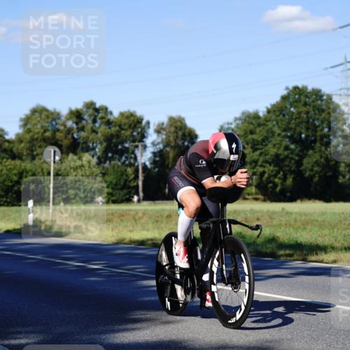 07.09.2025 - 19. Norderstedt Triathlon Michael Burmester http://msf.ph/oto/8841938 07.09.2025 15:36:55 Radfahren 437, 458, 934, 1403 meine-sportfotos.de