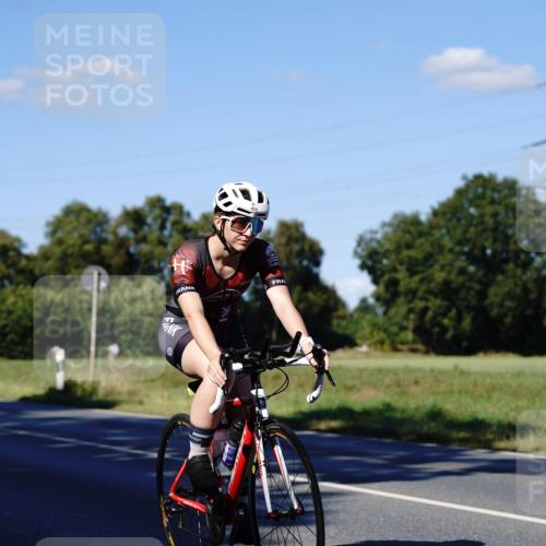 07.09.2025 - 19. Norderstedt Triathlon Michael Burmester http://msf.ph/oto/8841940 07.09.2025 15:36:58 Radfahren 437, 934, 1403, 1531 meine-sportfotos.de
