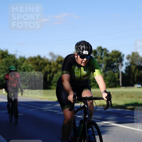 07.09.2025 - 19. Norderstedt Triathlon Michael Burmester http://msf.ph/oto/8841968 07.09.2025 15:37:59 Radfahren 390, 443, 454, 893, 1510 meine-sportfotos.de
