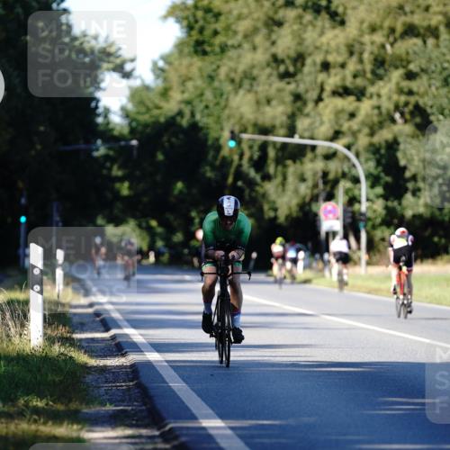 07.09.2025 - 19. Norderstedt Triathlon Michael Burmester http://msf.ph/oto/8841971 07.09.2025 15:38:15 Radfahren 1488 meine-sportfotos.de