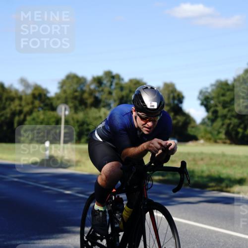 07.09.2025 - 19. Norderstedt Triathlon Michael Burmester http://msf.ph/oto/8841980 07.09.2025 15:38:37 Radfahren 380 meine-sportfotos.de