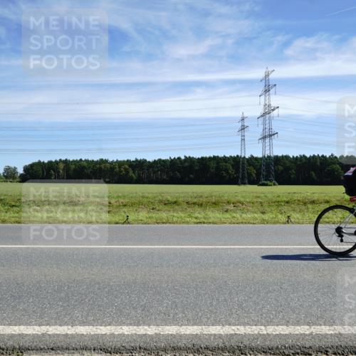07.09.2025 - 19. Norderstedt Triathlon Michael Burmester http://msf.ph/oto/8841981 07.09.2025 12:27:45 Radfahren 157, 1269, 1283 meine-sportfotos.de