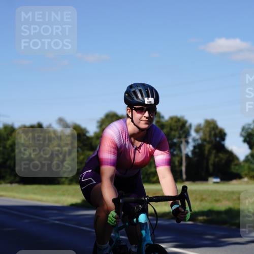 07.09.2025 - 19. Norderstedt Triathlon Michael Burmester http://msf.ph/oto/8841985 07.09.2025 15:38:43 Radfahren 408, 882, 938, 1442 meine-sportfotos.de