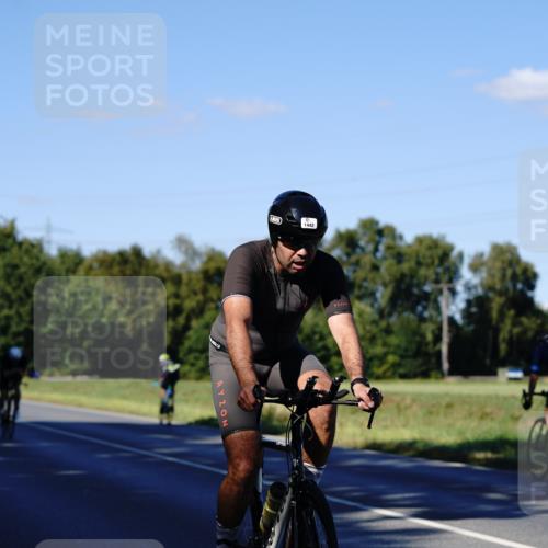 07.09.2025 - 19. Norderstedt Triathlon Michael Burmester http://msf.ph/oto/8841993 07.09.2025 15:38:47 Radfahren 402, 504, 882, 1432, 1442 meine-sportfotos.de