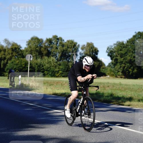 07.09.2025 - 19. Norderstedt Triathlon Michael Burmester http://msf.ph/oto/8841995 07.09.2025 15:38:49 Radfahren 402, 504, 1432, 1442, 1454 meine-sportfotos.de