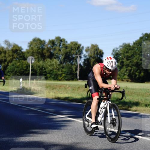 07.09.2025 - 19. Norderstedt Triathlon Michael Burmester http://msf.ph/oto/8842000 07.09.2025 15:38:50 Radfahren 402, 504, 1432, 1454 meine-sportfotos.de