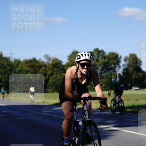 07.09.2025 - 19. Norderstedt Triathlon Michael Burmester http://msf.ph/oto/8842018 07.09.2025 15:39:13 Radfahren 522, 918, 947 meine-sportfotos.de