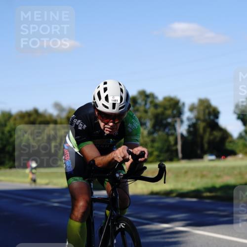 07.09.2025 - 19. Norderstedt Triathlon Michael Burmester http://msf.ph/oto/8842025 07.09.2025 15:39:35 Radfahren 913, 1481 meine-sportfotos.de