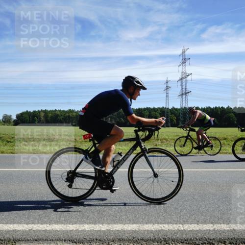 07.09.2025 - 19. Norderstedt Triathlon Michael Burmester http://msf.ph/oto/8842042 07.09.2025 12:28:09 Radfahren 171, 728, 735, 752 meine-sportfotos.de