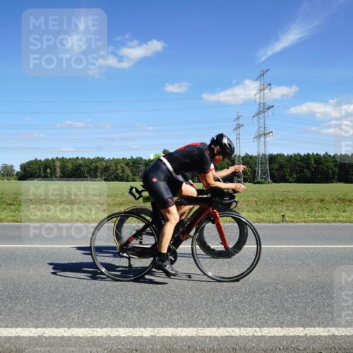 07.09.2025 - 19. Norderstedt Triathlon Michael Burmester http://msf.ph/oto/8842047 07.09.2025 14:34:53 Radfahren 417, 447, 965, 978, 1011 meine-sportfotos.de