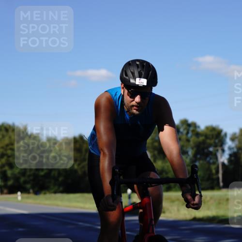 07.09.2025 - 19. Norderstedt Triathlon Michael Burmester http://msf.ph/oto/8842048 07.09.2025 15:40:03 Radfahren 924, 1448, 1455, 1464 meine-sportfotos.de