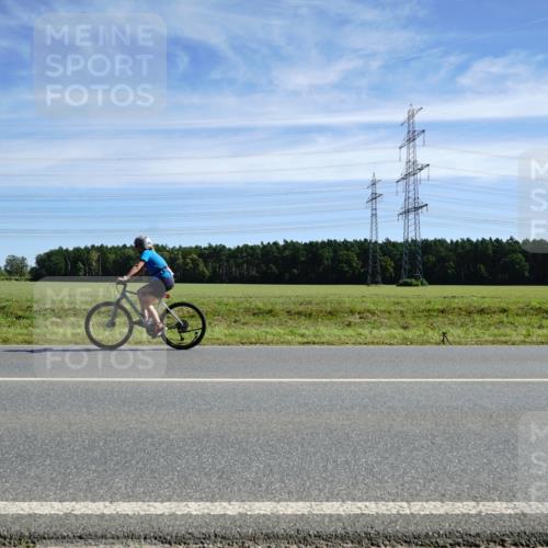 07.09.2025 - 19. Norderstedt Triathlon Michael Burmester http://msf.ph/oto/8842099 07.09.2025 12:28:22 Radfahren 141 meine-sportfotos.de