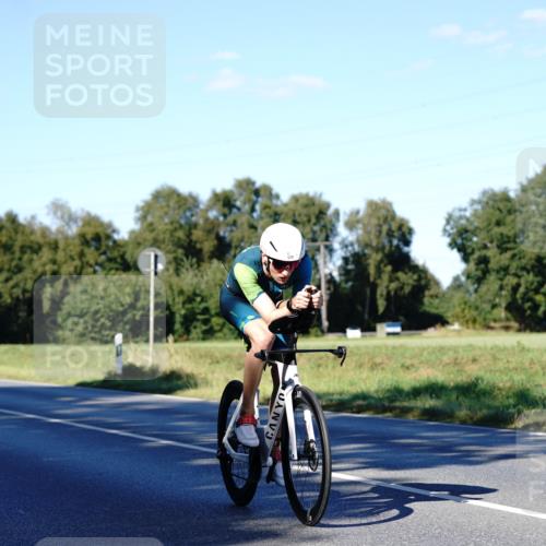 07.09.2025 - 19. Norderstedt Triathlon Michael Burmester http://msf.ph/oto/8842112 07.09.2025 15:41:39 Radfahren 528, 1409, 1545 meine-sportfotos.de