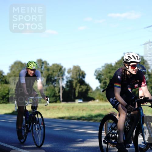 07.09.2025 - 19. Norderstedt Triathlon Michael Burmester http://msf.ph/oto/8842118 07.09.2025 15:41:54 Radfahren 365, 432, 465, 487, 499, 870, 871, 878, 889 meine-sportfotos.de