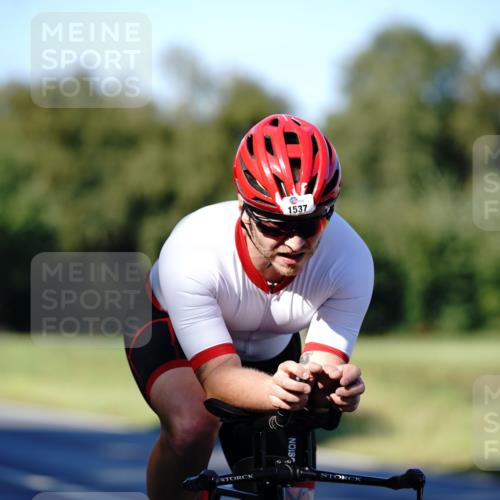 07.09.2025 - 19. Norderstedt Triathlon Michael Burmester http://msf.ph/oto/8842140 07.09.2025 15:42:29 Radfahren 1537 meine-sportfotos.de