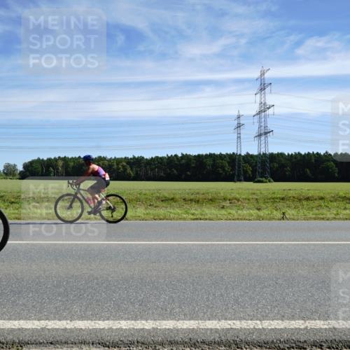 07.09.2025 - 19. Norderstedt Triathlon Michael Burmester http://msf.ph/oto/8842143 07.09.2025 12:28:32 Radfahren 210, 212, 262, 696, 780, 858, 1214, 1329 meine-sportfotos.de