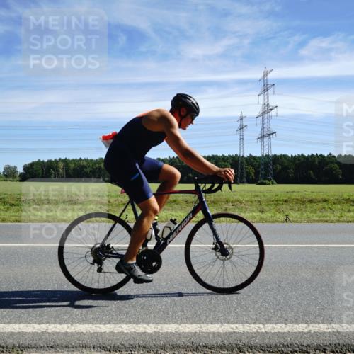 07.09.2025 - 19. Norderstedt Triathlon Michael Burmester http://msf.ph/oto/8842155 07.09.2025 12:28:33 Radfahren 210, 262, 696, 780, 858, 1213, 1214, 1329 meine-sportfotos.de