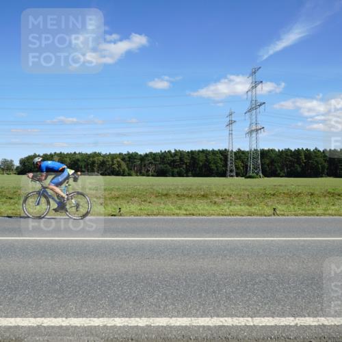 07.09.2025 - 19. Norderstedt Triathlon Michael Burmester http://msf.ph/oto/8842162 07.09.2025 14:35:26 Radfahren  meine-sportfotos.de