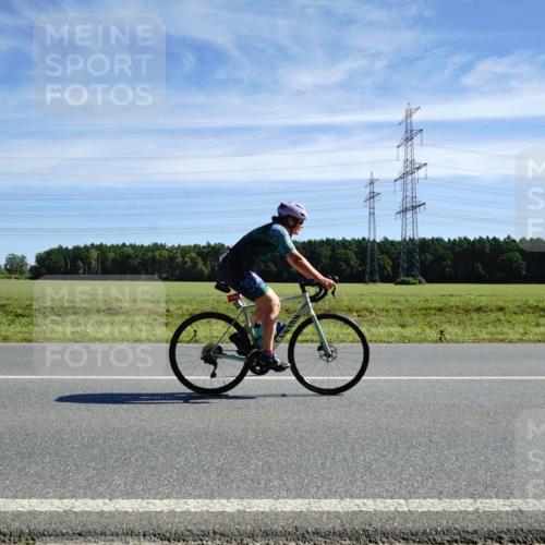 07.09.2025 - 19. Norderstedt Triathlon Michael Burmester http://msf.ph/oto/8842164 07.09.2025 12:28:35 Radfahren 262, 696, 780, 858, 1213, 1214, 1329 meine-sportfotos.de