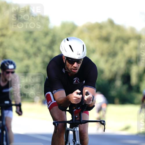 07.09.2025 - 19. Norderstedt Triathlon Michael Burmester http://msf.ph/oto/8842177 07.09.2025 15:42:56 Radfahren 549, 1411, 1427, 1534 meine-sportfotos.de