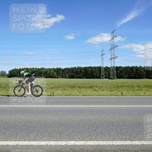 07.09.2025 - 19. Norderstedt Triathlon Michael Burmester http://msf.ph/oto/8842194 07.09.2025 14:35:35 Radfahren 374, 1480 meine-sportfotos.de