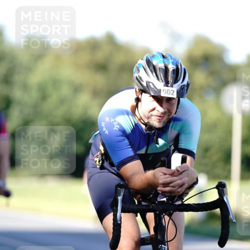 07.09.2025 - 19. Norderstedt Triathlon Michael Burmester http://msf.ph/oto/8842199 07.09.2025 15:43:12 Radfahren 873, 902, 1460 meine-sportfotos.de