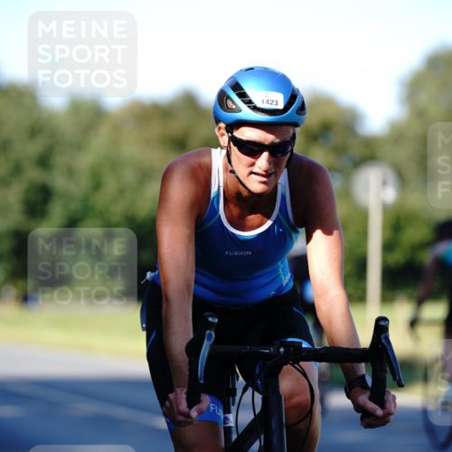 07.09.2025 - 19. Norderstedt Triathlon Michael Burmester http://msf.ph/oto/8842209 07.09.2025 15:43:19 Radfahren 534, 937, 1423 meine-sportfotos.de