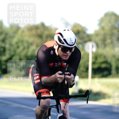 07.09.2025 - 19. Norderstedt Triathlon Michael Burmester http://msf.ph/oto/8842216 07.09.2025 15:43:26 Radfahren 505, 521, 524, 547, 949, 1410, 1437 meine-sportfotos.de