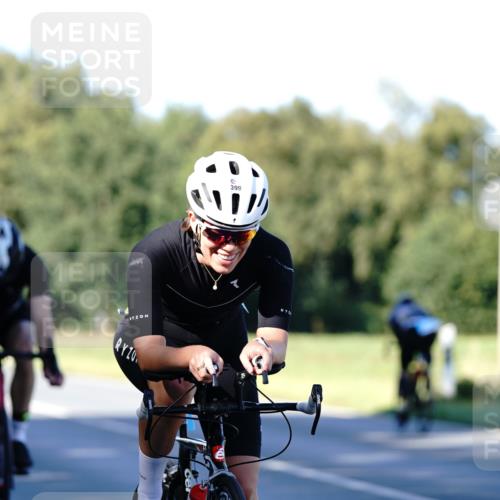 07.09.2025 - 19. Norderstedt Triathlon Michael Burmester http://msf.ph/oto/8842233 07.09.2025 15:43:34 Radfahren 399, 493, 546, 957, 1420 meine-sportfotos.de