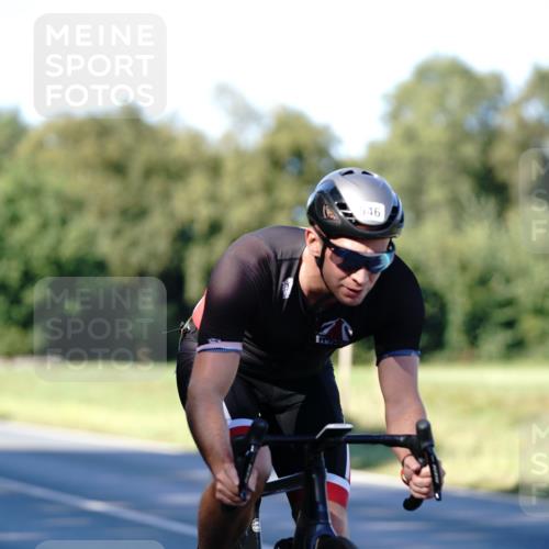 07.09.2025 - 19. Norderstedt Triathlon Michael Burmester http://msf.ph/oto/8842239 07.09.2025 15:43:36 Radfahren 399, 493, 546, 1420 meine-sportfotos.de