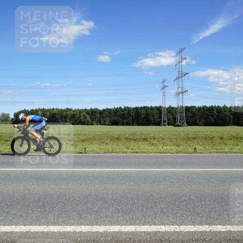 07.09.2025 - 19. Norderstedt Triathlon Michael Burmester http://msf.ph/oto/8842274 07.09.2025 14:36:06 Radfahren 1037, 1406 meine-sportfotos.de