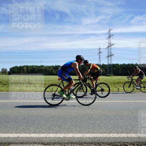 07.09.2025 - 19. Norderstedt Triathlon Michael Burmester http://msf.ph/oto/8842276 07.09.2025 12:29:21 Radfahren 161, 266, 750, 1251 meine-sportfotos.de
