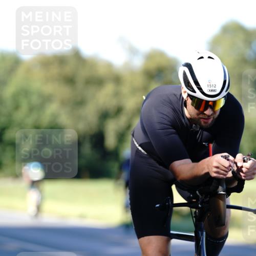 07.09.2025 - 19. Norderstedt Triathlon Michael Burmester http://msf.ph/oto/8842286 07.09.2025 15:44:30 Radfahren 492, 945, 1512 meine-sportfotos.de
