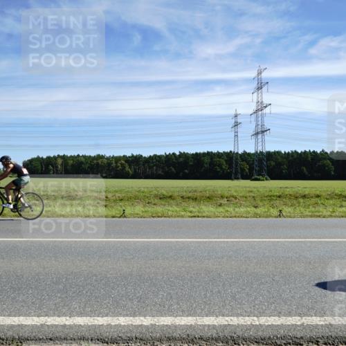 07.09.2025 - 19. Norderstedt Triathlon Michael Burmester http://msf.ph/oto/8842290 07.09.2025 12:29:22 Radfahren 161, 266, 750 meine-sportfotos.de