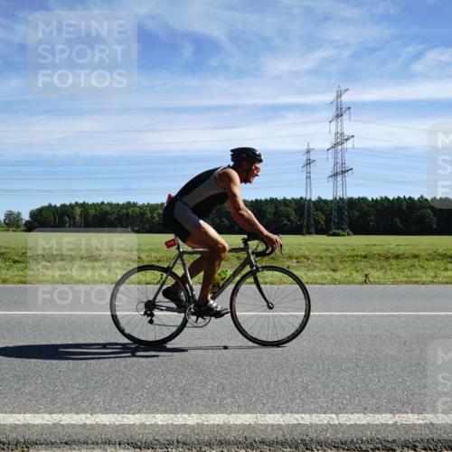 07.09.2025 - 19. Norderstedt Triathlon Michael Burmester http://msf.ph/oto/8842307 07.09.2025 12:29:41 Radfahren 159, 1385 meine-sportfotos.de