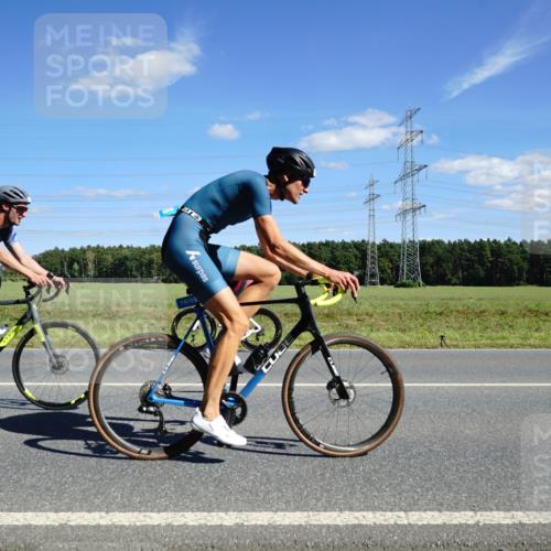 07.09.2025 - 19. Norderstedt Triathlon Michael Burmester http://msf.ph/oto/8842309 07.09.2025 14:36:27 Radfahren 410, 1478 meine-sportfotos.de