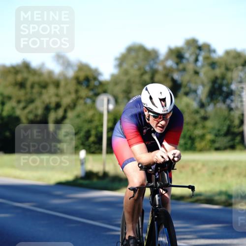 07.09.2025 - 19. Norderstedt Triathlon Michael Burmester http://msf.ph/oto/8842310 07.09.2025 15:44:55 Radfahren 1539 meine-sportfotos.de
