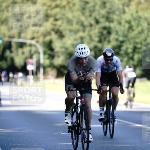 07.09.2025 - 19. Norderstedt Triathlon Michael Burmester http://msf.ph/oto/8842318 07.09.2025 15:46:22 Radfahren 518, 912, 933, 1407, 1494 meine-sportfotos.de