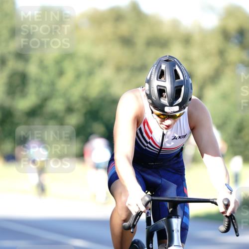 07.09.2025 - 19. Norderstedt Triathlon Michael Burmester http://msf.ph/oto/8842332 07.09.2025 15:46:38 Radfahren 526, 536 meine-sportfotos.de