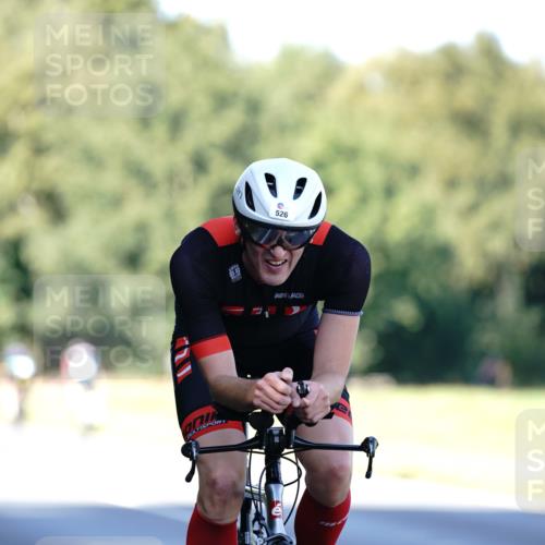 07.09.2025 - 19. Norderstedt Triathlon Michael Burmester http://msf.ph/oto/8842336 07.09.2025 15:46:41 Radfahren 526, 536 meine-sportfotos.de