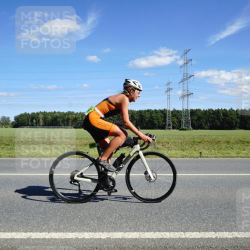 07.09.2025 - 19. Norderstedt Triathlon Michael Burmester http://msf.ph/oto/8842349 07.09.2025 14:36:56 Radfahren 445, 457, 879, 977 meine-sportfotos.de
