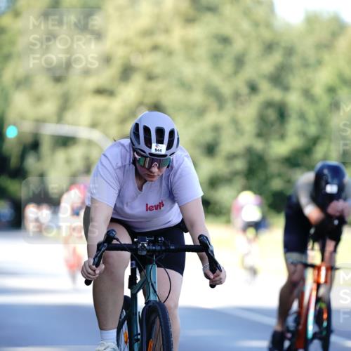 07.09.2025 - 19. Norderstedt Triathlon Michael Burmester http://msf.ph/oto/8842353 07.09.2025 15:46:53 Radfahren 453, 483, 514, 914, 944 meine-sportfotos.de