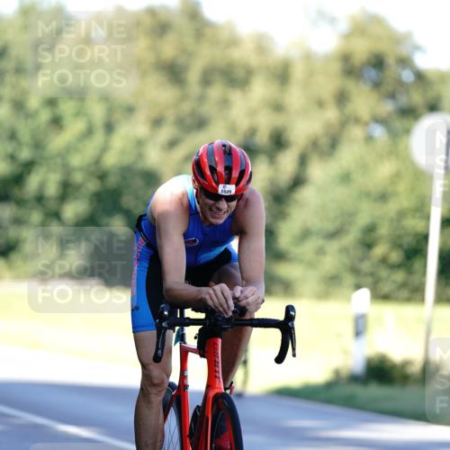 07.09.2025 - 19. Norderstedt Triathlon Michael Burmester http://msf.ph/oto/8842360 07.09.2025 15:46:57 Radfahren 514, 943, 944, 1080, 1529 meine-sportfotos.de