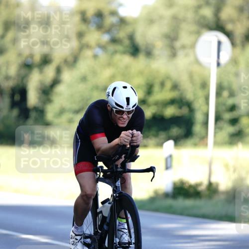07.09.2025 - 19. Norderstedt Triathlon Michael Burmester http://msf.ph/oto/8842377 07.09.2025 15:47:14 Radfahren 543, 915, 1538 meine-sportfotos.de