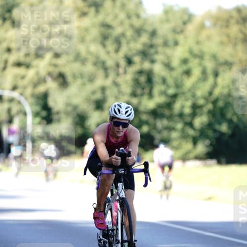 07.09.2025 - 19. Norderstedt Triathlon Michael Burmester http://msf.ph/oto/8842392 07.09.2025 15:47:27 Radfahren 464, 529 meine-sportfotos.de