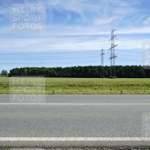 07.09.2025 - 19. Norderstedt Triathlon Michael Burmester http://msf.ph/oto/8842414 07.09.2025 12:30:24 Radfahren 293, 742, 1307, 1337, 1391 meine-sportfotos.de