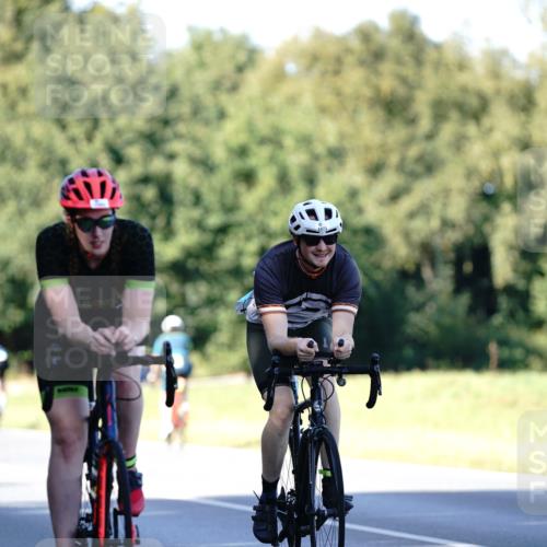 07.09.2025 - 19. Norderstedt Triathlon Michael Burmester http://msf.ph/oto/8842433 07.09.2025 15:47:58 Radfahren 414, 1082, 1473 meine-sportfotos.de