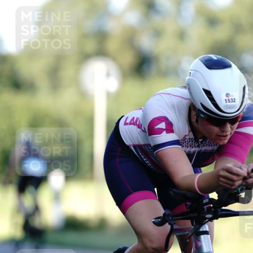 07.09.2025 - 19. Norderstedt Triathlon Michael Burmester http://msf.ph/oto/8842444 07.09.2025 15:48:05 Radfahren 406, 1531, 1532 meine-sportfotos.de