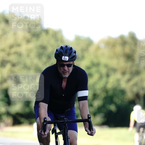 07.09.2025 - 19. Norderstedt Triathlon Michael Burmester http://msf.ph/oto/8842467 07.09.2025 15:48:23 Radfahren 1064, 1516 meine-sportfotos.de