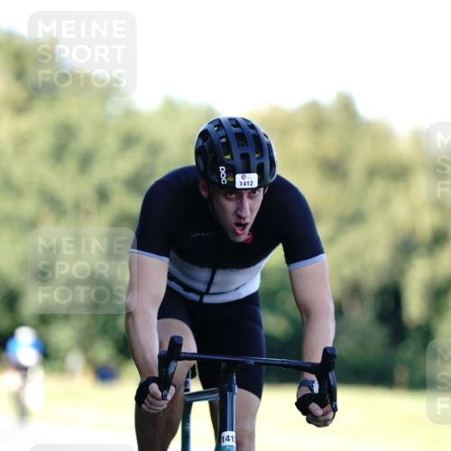 07.09.2025 - 19. Norderstedt Triathlon Michael Burmester http://msf.ph/oto/8842480 07.09.2025 15:48:43 Radfahren 1412 meine-sportfotos.de